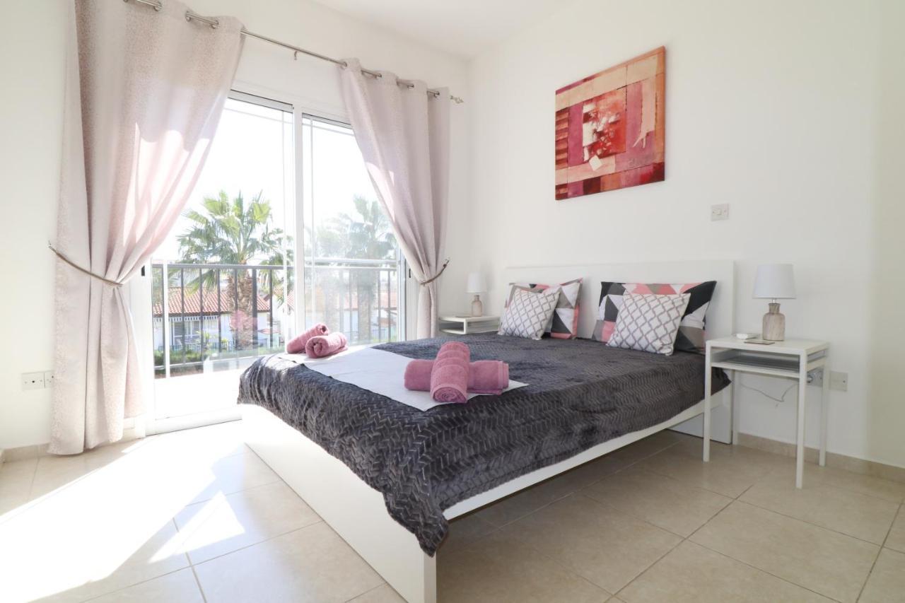 Cyking 2 Bed Apartment With Pool & 10 Min To Beach Paphos Exterior foto